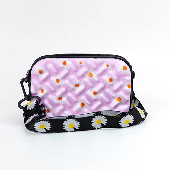 Daisy Delight Crossbody 1